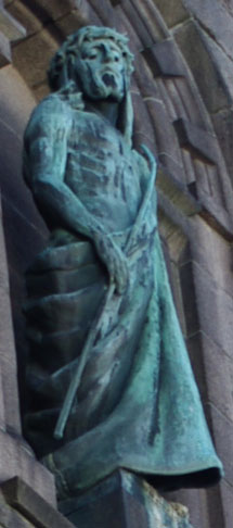 Valentin Kiellands Kristus-figur i bronse på Frogner kirke. Foto: Jardar Seim.
